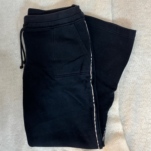 Burberry Jogging Pants - Picture 1 of 7